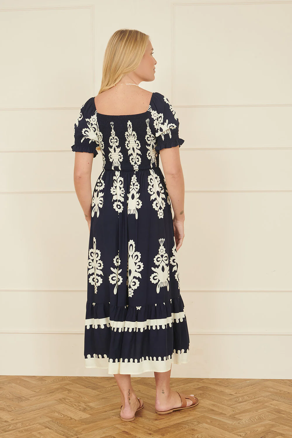 Yumi Navy Block Print Viscose Ruched Midi Dress - Image 4