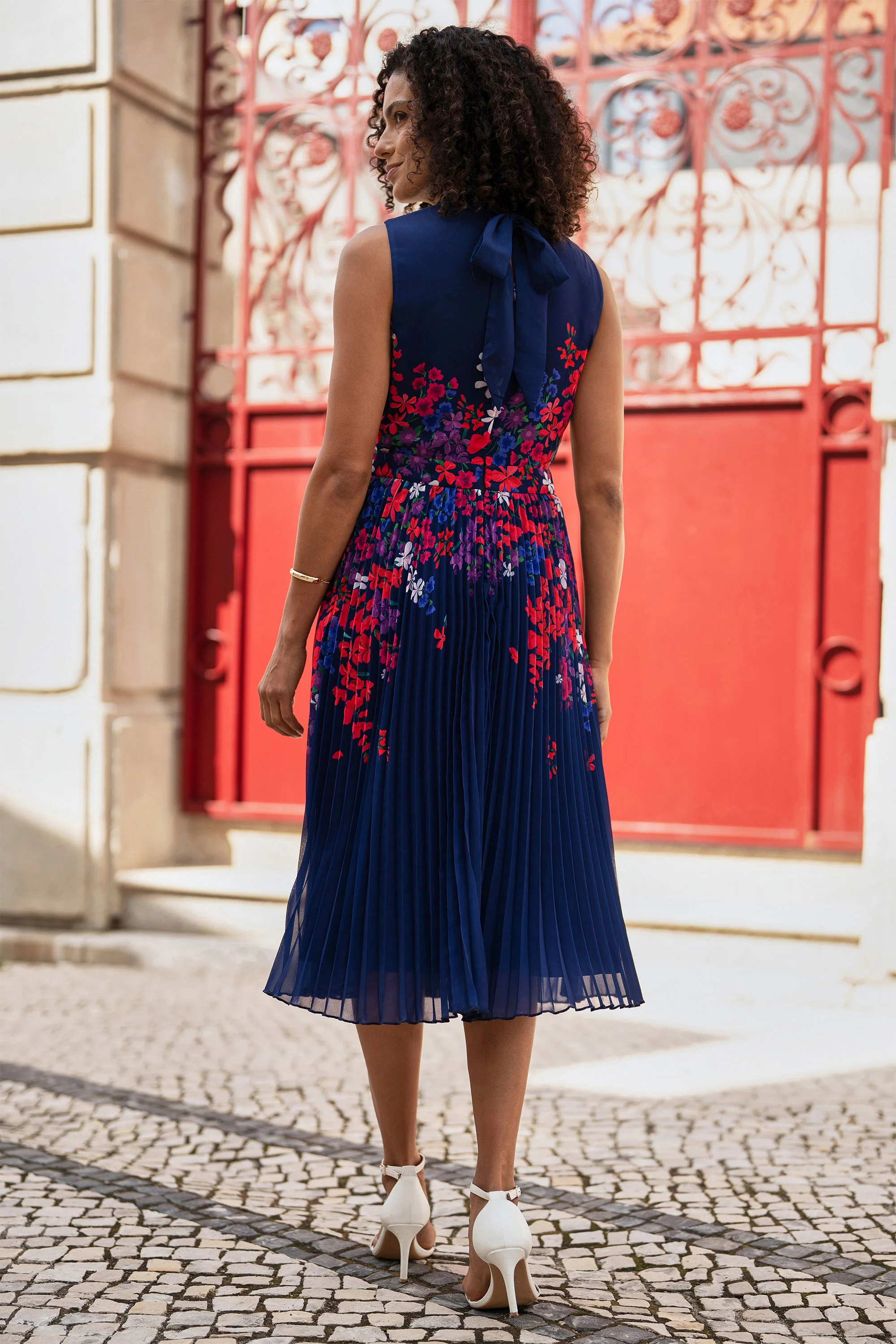 Yumi Navy Border Floral Print Midi Dress With Pleats - Image 5