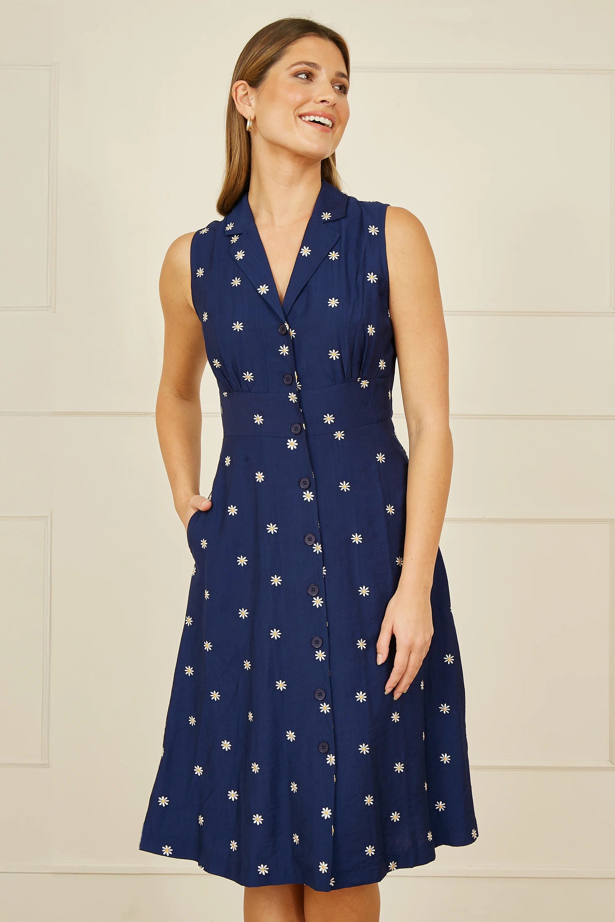 Yumi Navy Daisy Print Embroidered Sleeveless Shirt Dress - Image 5