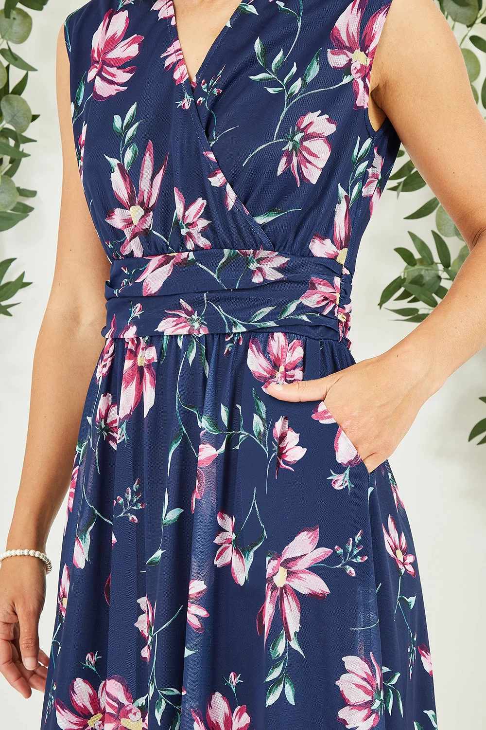 Yumi Navy Floral Print Mesh Stretch Midi Dress With Pockets - Image 4