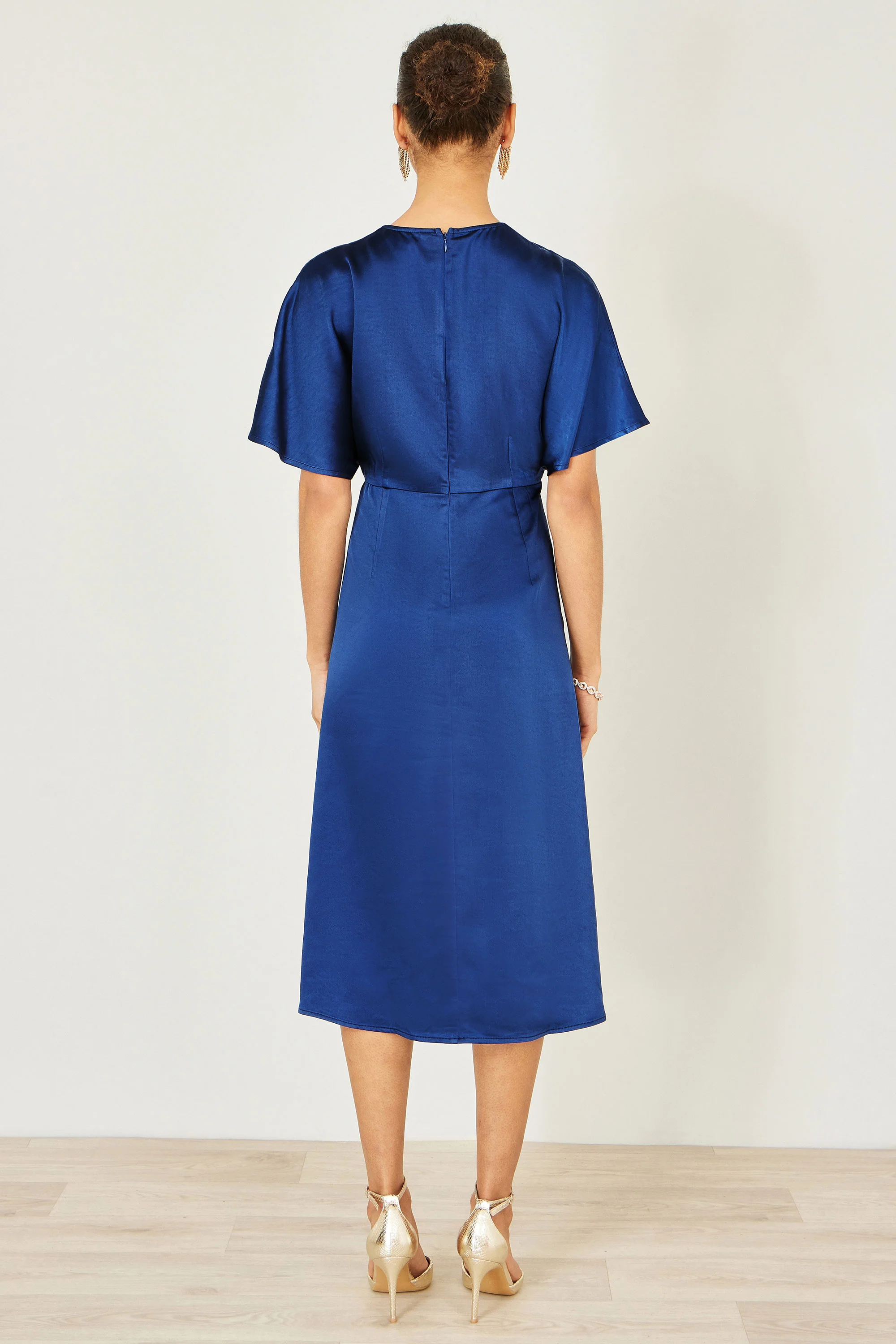 Yumi Navy Satin Midi Kimono Dress - Image 5