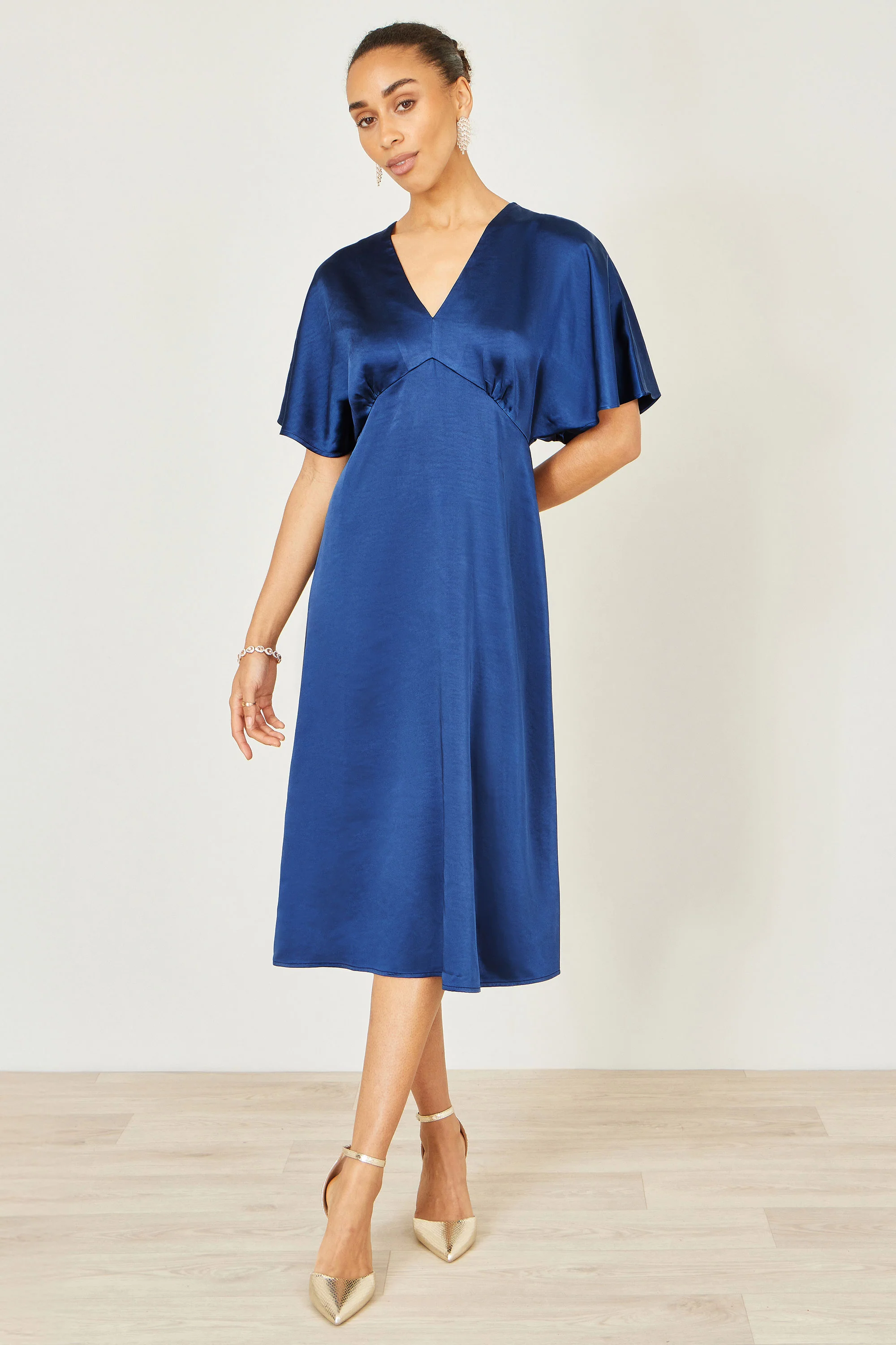 Yumi Navy Satin Midi Kimono Dress - Image 6