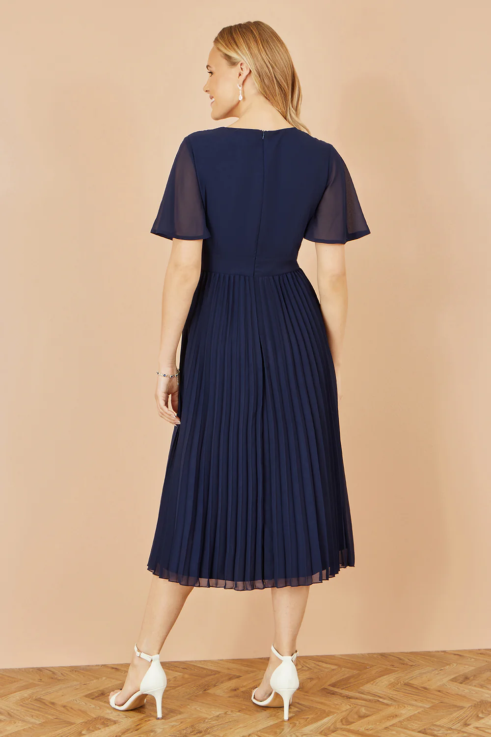 Yumi Navy Sequin Embellished Panel Pleated Midi Dress - Image 5