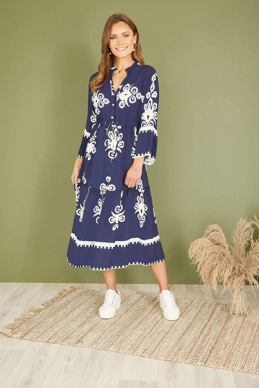 Yumi Navy Viscose Midi Dress With Long Sleeves - Image 2