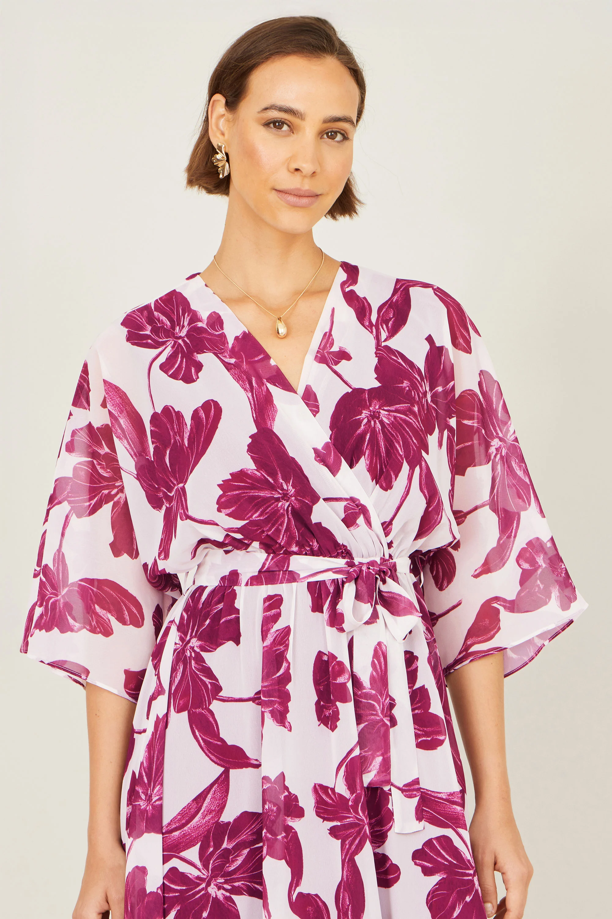 Yumi Pink Kimono Sleeves Midi Dip Hem Wrap Midi Dress - Image 3