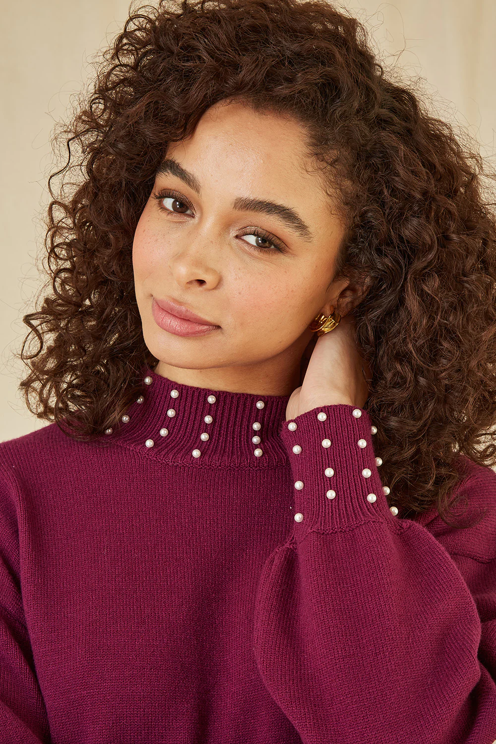 Yumi Plum Pearl Detail Knitted Relaxed Jumper Dress - Image 3