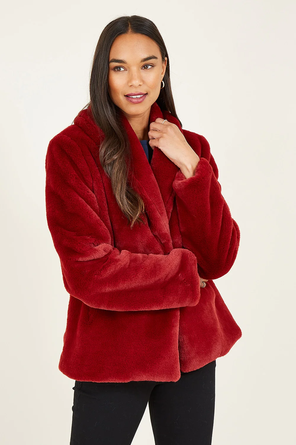 Yumi Red Short Wrap Faux Fur Coat - Image 4