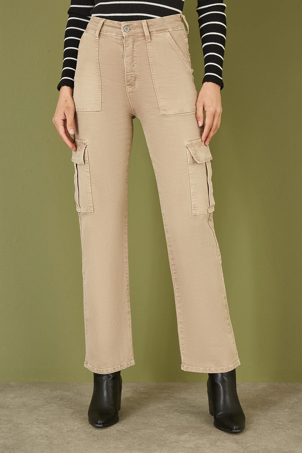 Yumi Stone Stretch Cargo Canvas Stretch Pants - Image 3