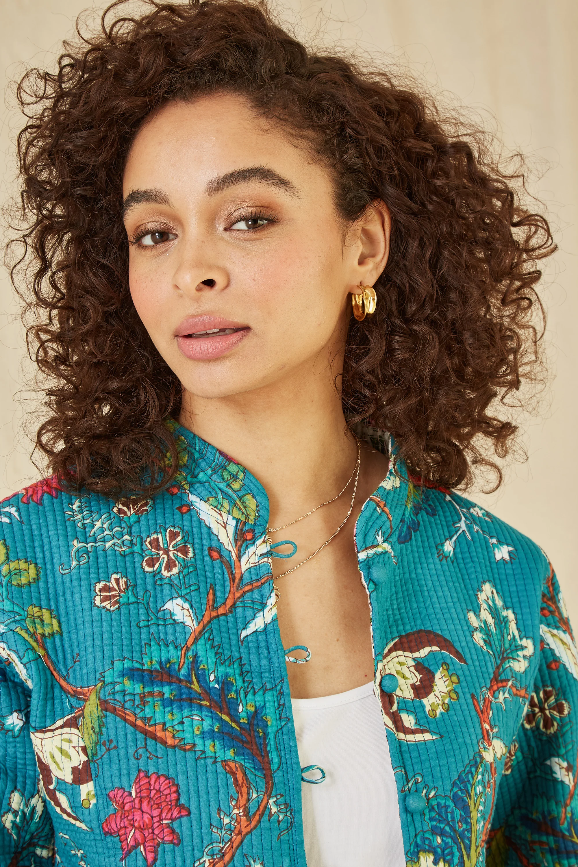Yumi Teal Floral Print Reversible Cotton Quilted Jacket - Image 3