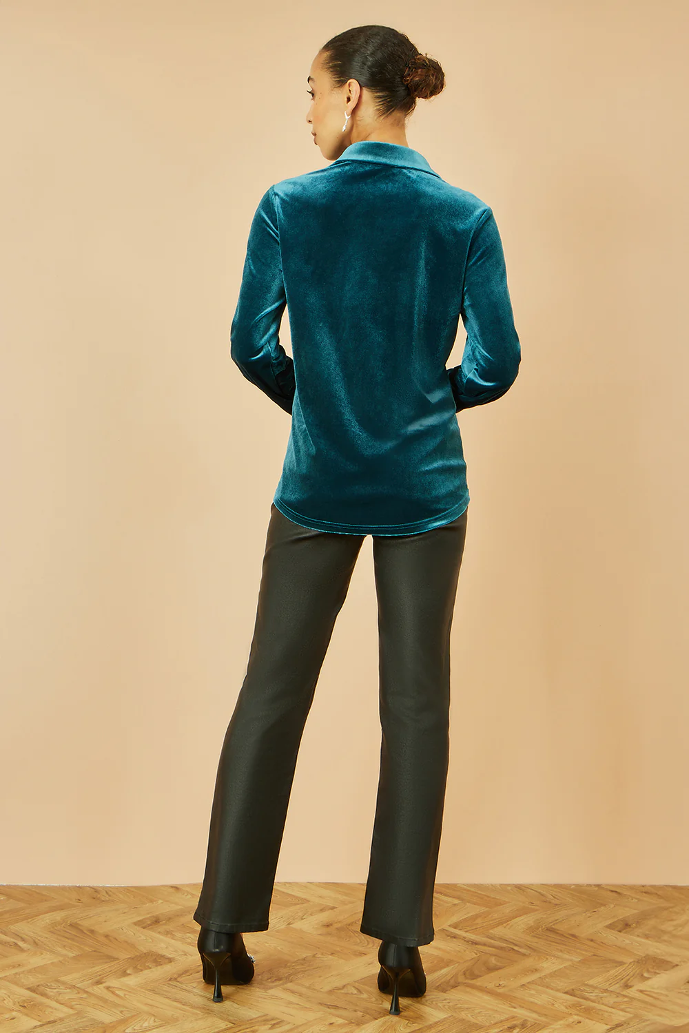 Yumi Teal Velvet Relaxed Fit Shirt - Image 3