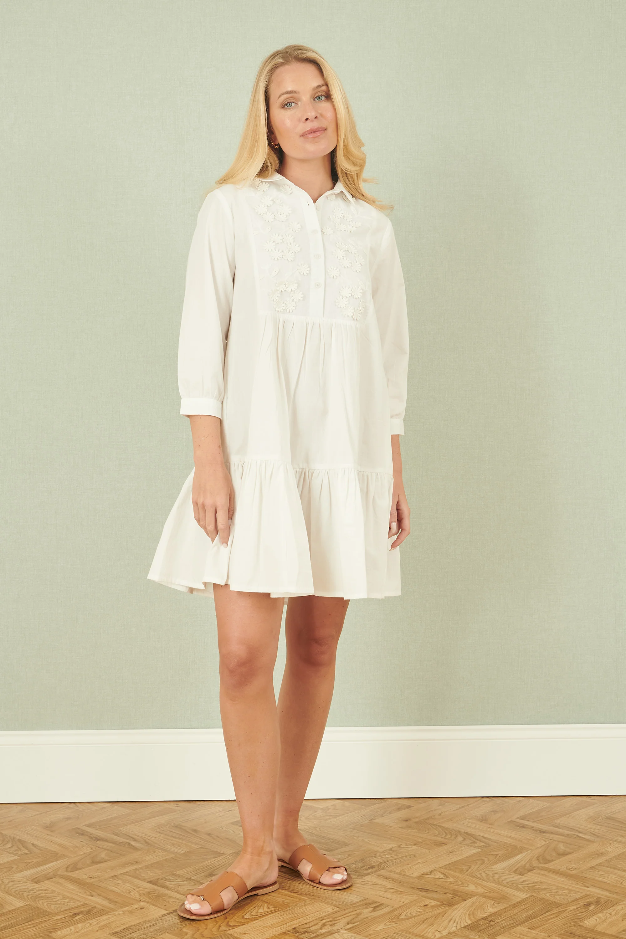 Yumi White Cotton Flower Tunic Dress - Image 3