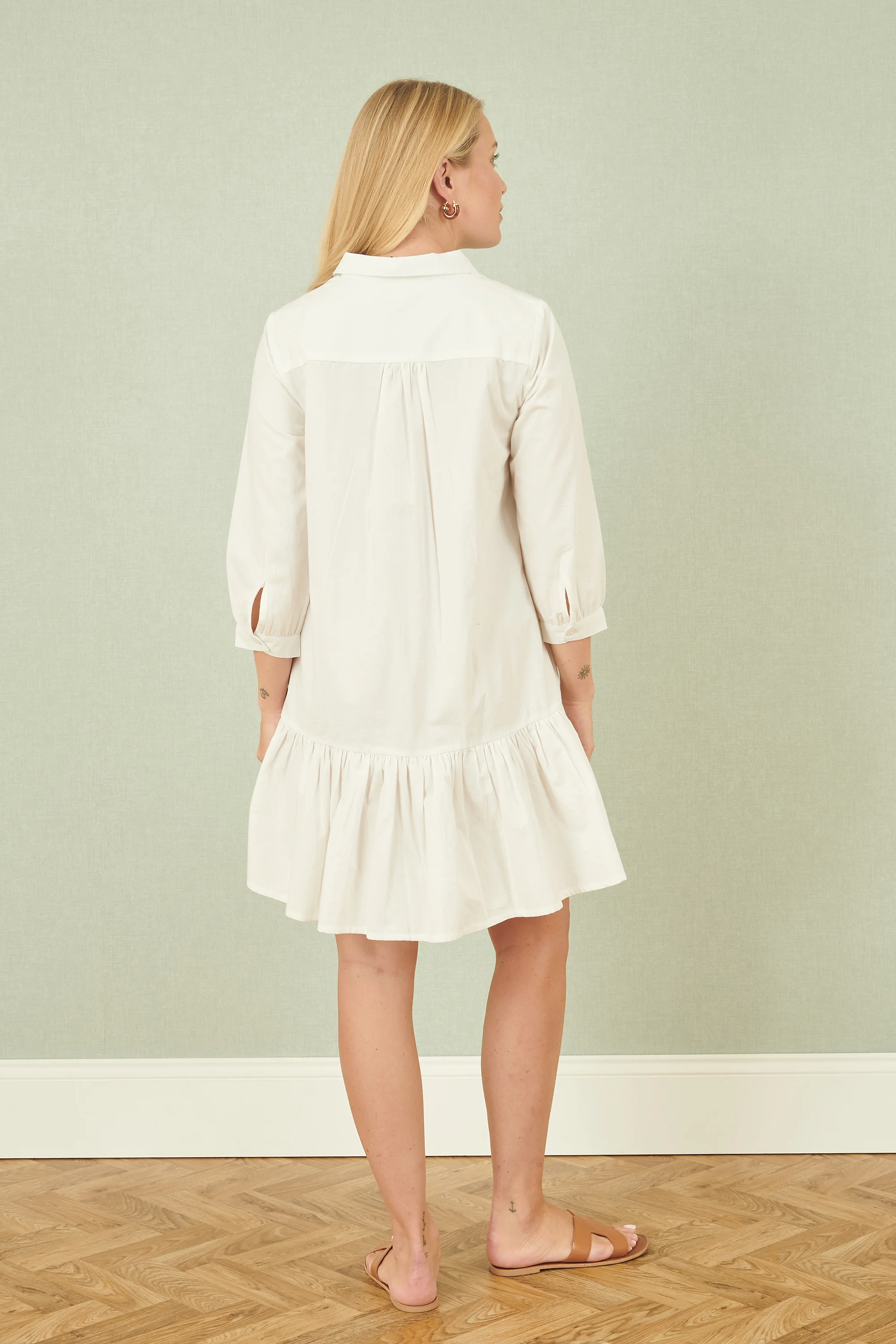 Yumi White Cotton Flower Tunic Dress - Image 4