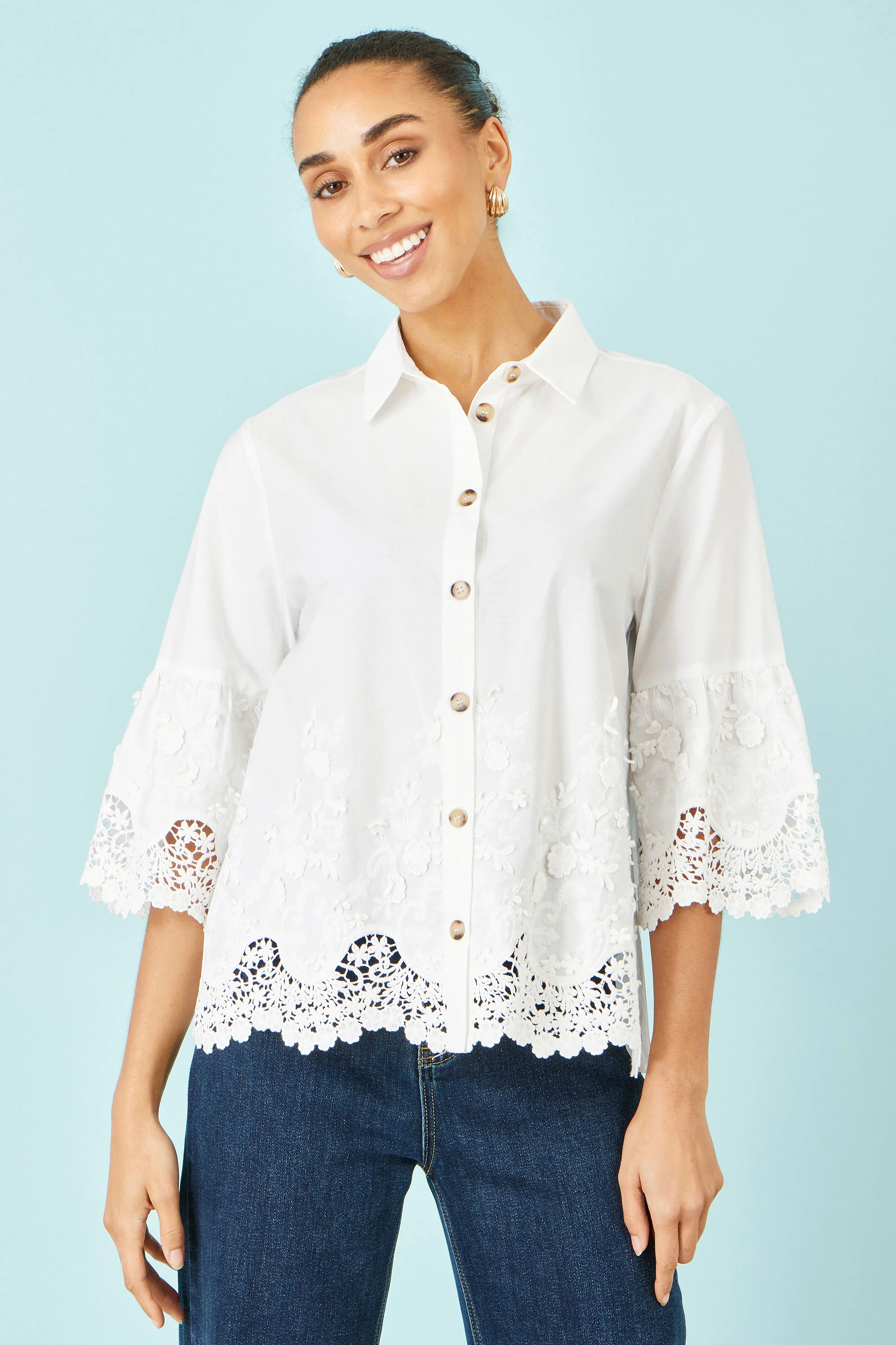 Yumi White Cotton Lace Border Shirt - Image 6