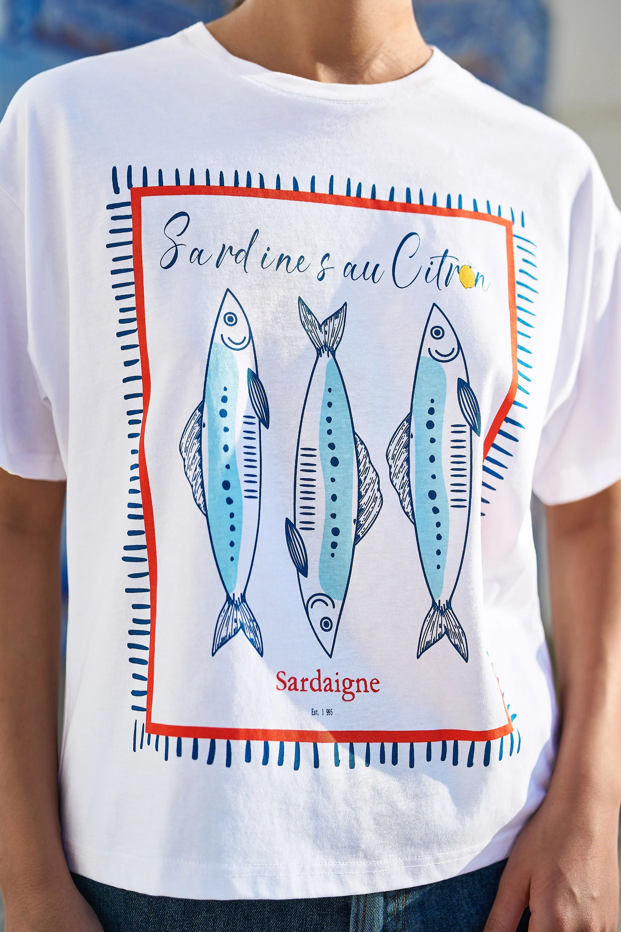 Yumi White Cotton Summer Motif T-Shirt - Image 3