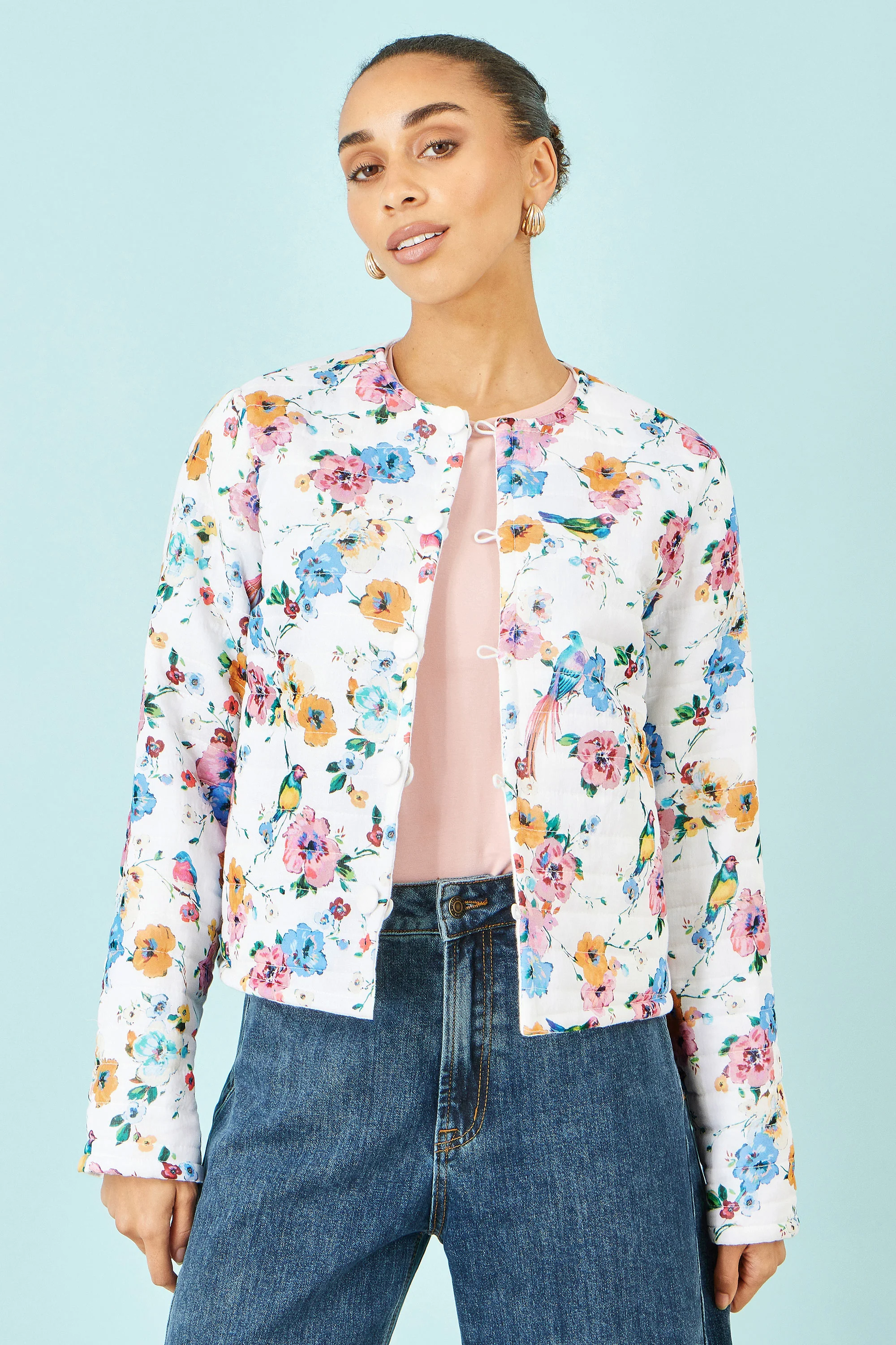 Yumi White Floral Embroidery Reversible Cotton Jacket - Image 2