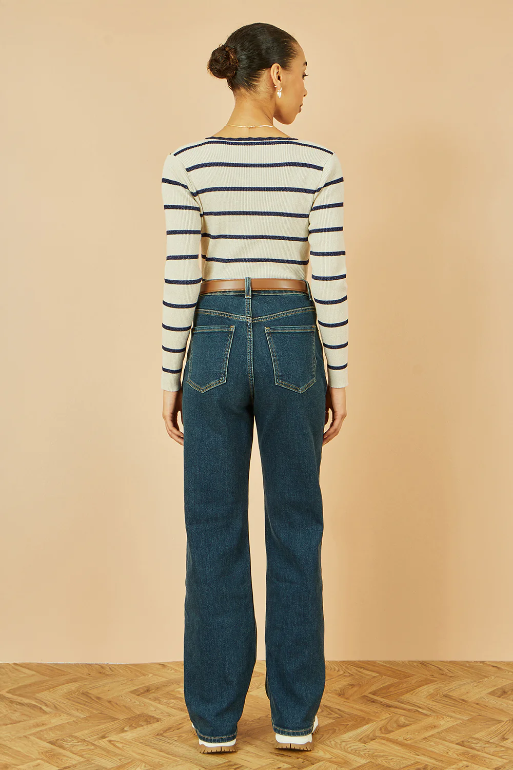 Yumi White Metallic Stripe Knitted Ribbed Top - Image 4
