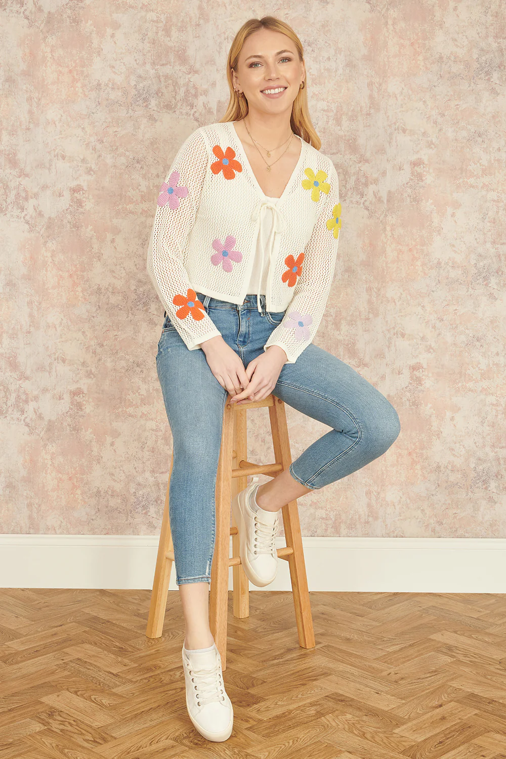 Yumi White Tie Front Cardigan With Flower Design - Image 3